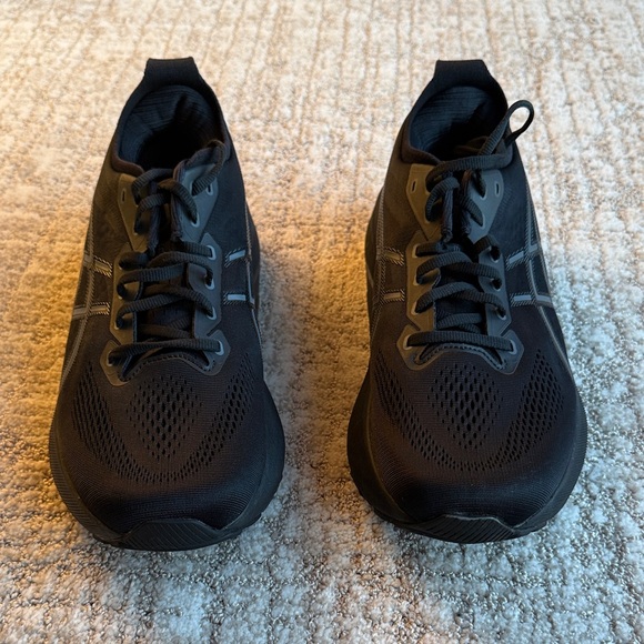 Asics Gel-Kayano 31 Men's Black Athletic Shoes - Picture 2 of 7